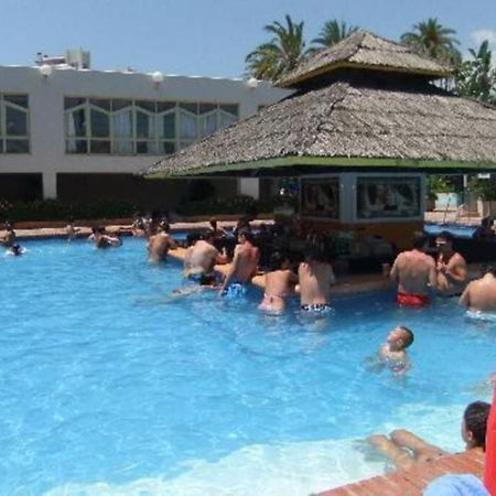 Sol Apartment - C&G Benal Beach Benalmádena Eksteriør billede