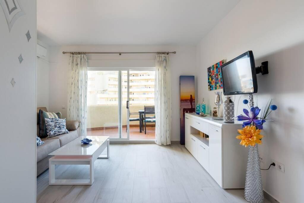 Sol Apartment - C&G Benal Beach Benalmádena Eksteriør billede