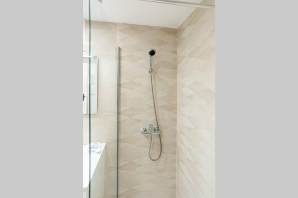 Sol Apartment - C&G Benal Beach Benalmádena Eksteriør billede