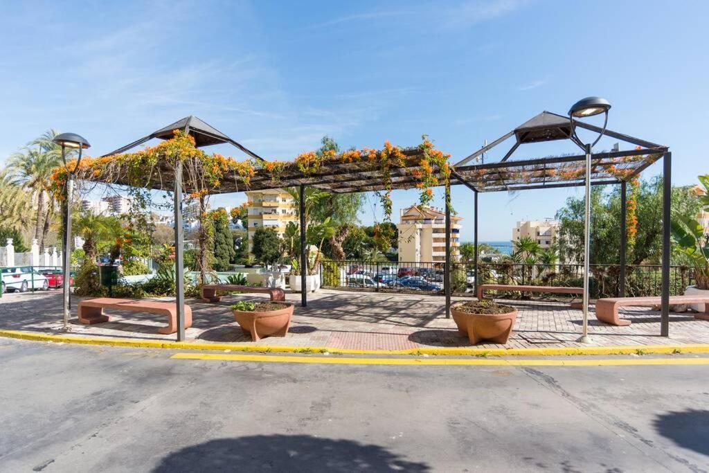 Sol Apartment - C&G Benal Beach Benalmádena Eksteriør billede