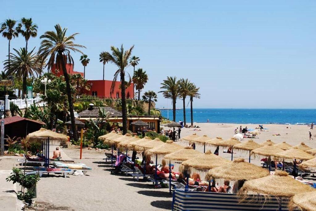 Sol Apartment - C&G Benal Beach Benalmádena Eksteriør billede