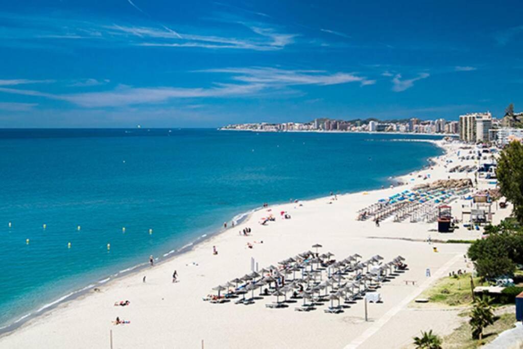 Sol Apartment - C&G Benal Beach Benalmádena Eksteriør billede